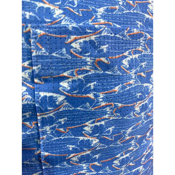 Vineyard Vines On-The-Go Performance Shirt – Blue Fish Print Button-Up Size XS - Picture 7 of 9
